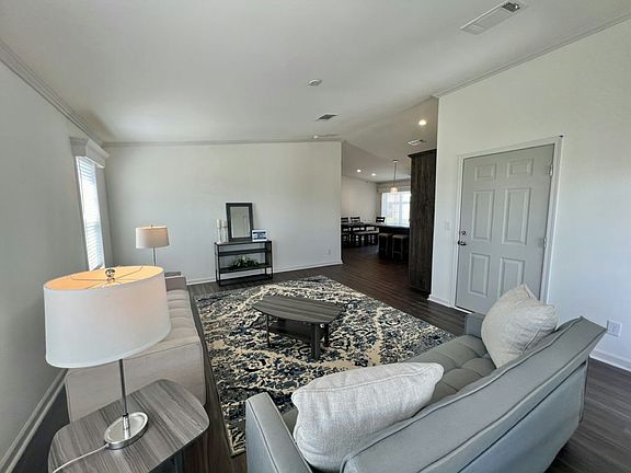 5th image of 34892 Silver King Dr