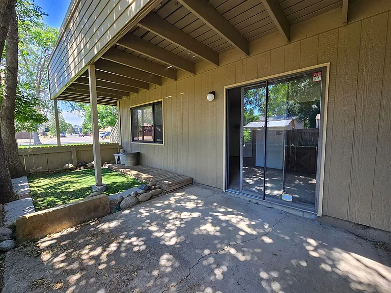1150 Bacchus Dr #B — Photo 14