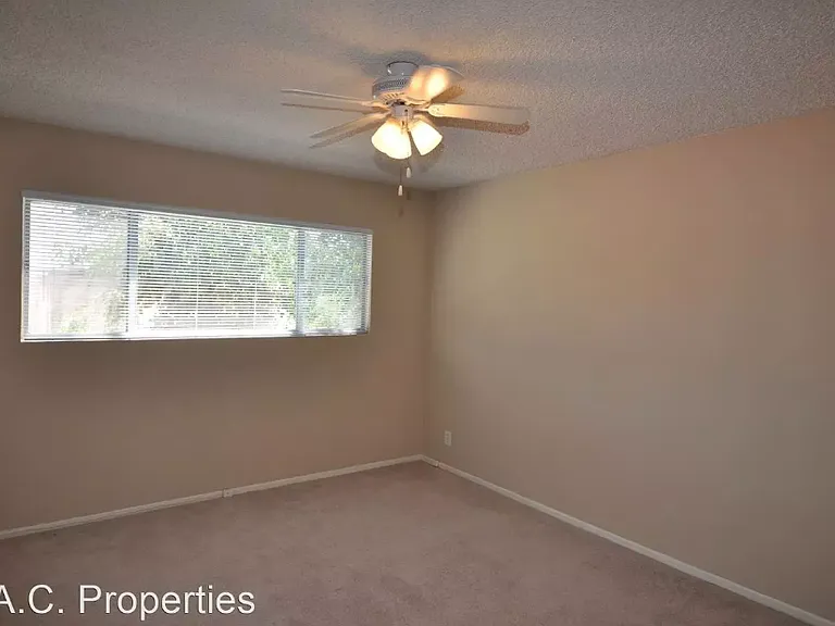 11310 Camarillo Street — Photo 6