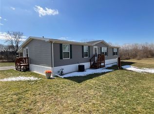 34 Perrys Way N, Dansville, NY 14437