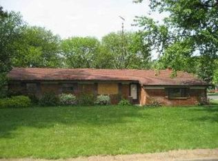 1344 Indian Crk, Temperance, MI 48182