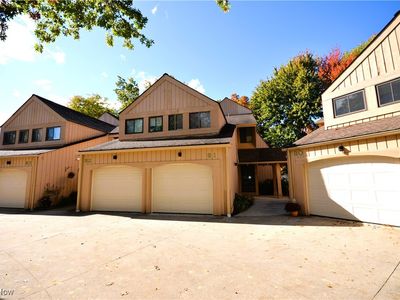 81 Landings Way, Avon Lake, OH, 44012