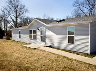 4621 S 145th Rd, Bolivar, MO 65613