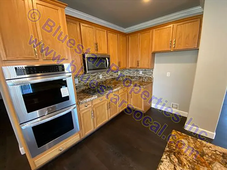 14867 Glen Hollow Rd — Photo 4