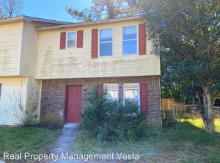 518 Maplewood Dr, Bonaire, GA 31005