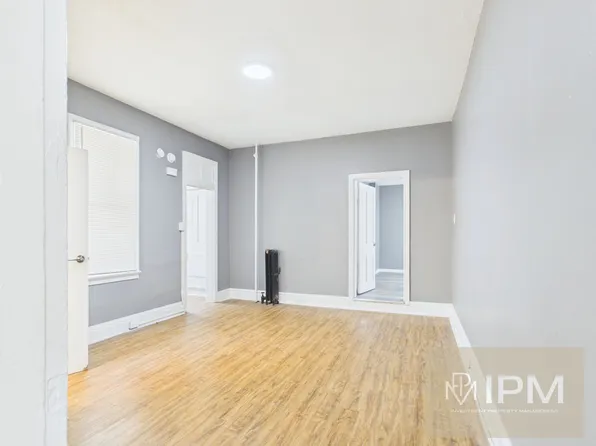 597 W Philadelphia St, York, PA 17401