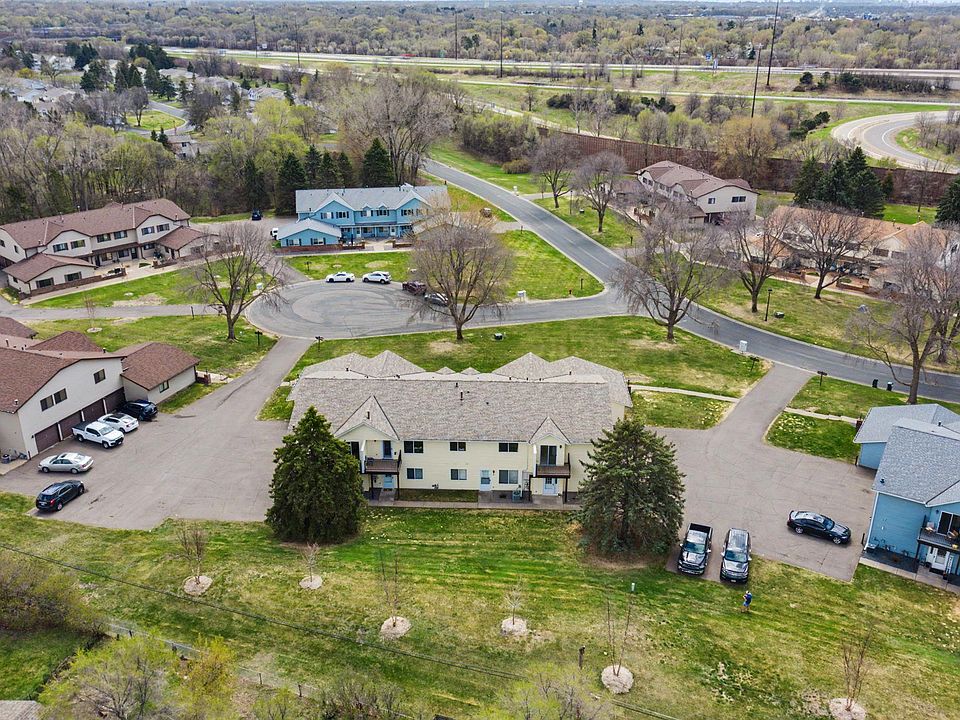 1st image of 123 96th Ln NE