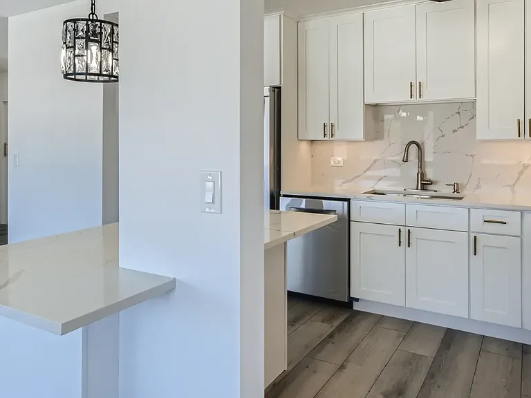 5500 Lincoln Ave #310E — Photo 5