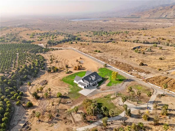 32135 Sapphire St, Mentone, CA 92359