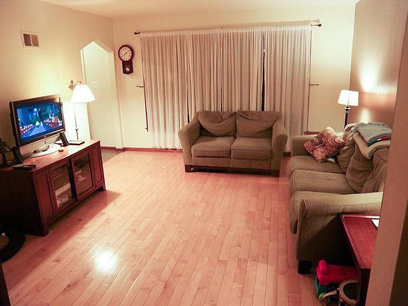 4th image of 3246 N 81st St #3248