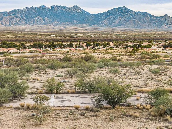 3122 S I19 Frontage Rd, Green Valley, AZ 85622