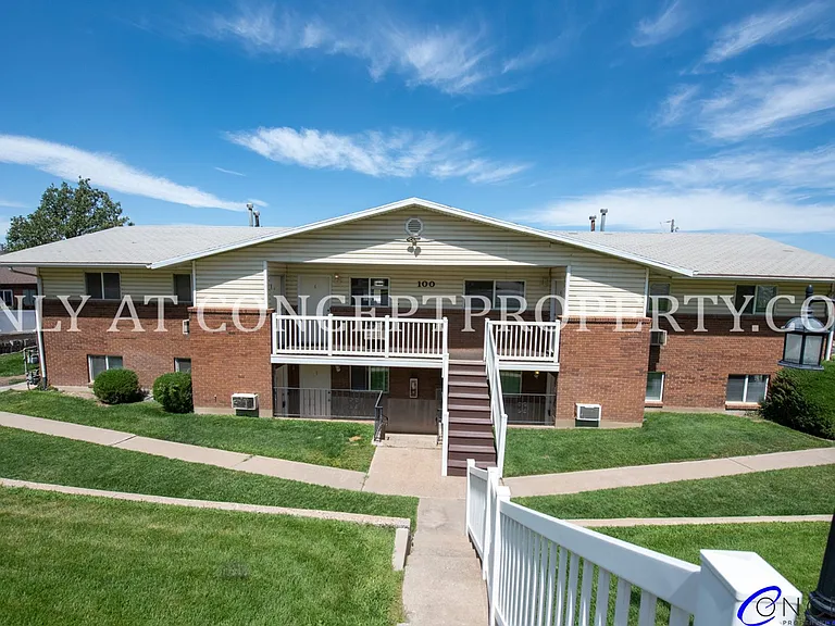 100 S Orchard Dr — Photo 55