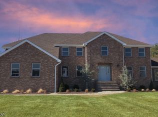 7 Mount View Ter, Sparta, NJ 07871