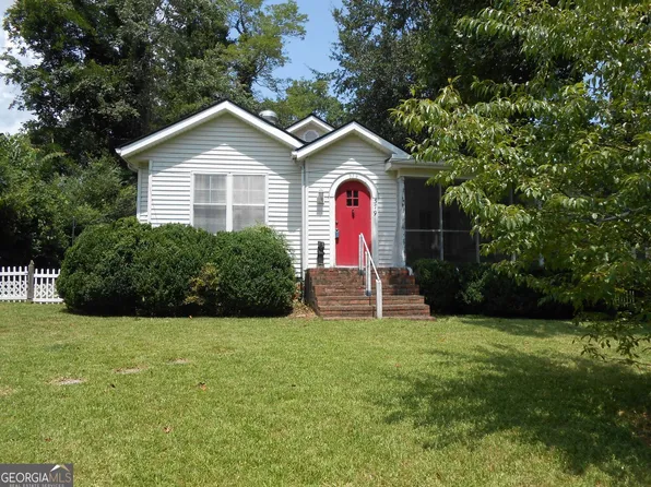 379 Warwoman Rd, Clayton, GA 30525