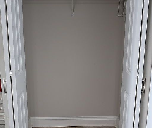 5th image of 700 E 8th St Unit 10N