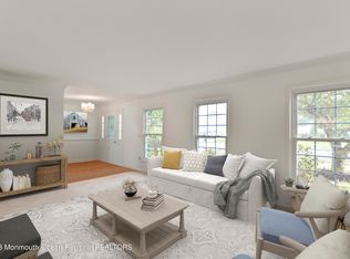 2 Scarlet Ln, Howell, NJ 07731