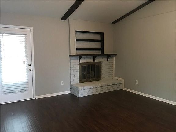 5th image of 437 Jamestown Dr