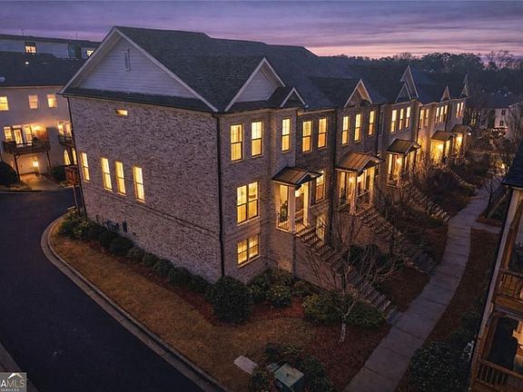 3rd image of 4219 Deming Cir