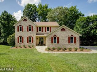 1693 Abbey Oak Dr, Vienna, VA 22182
