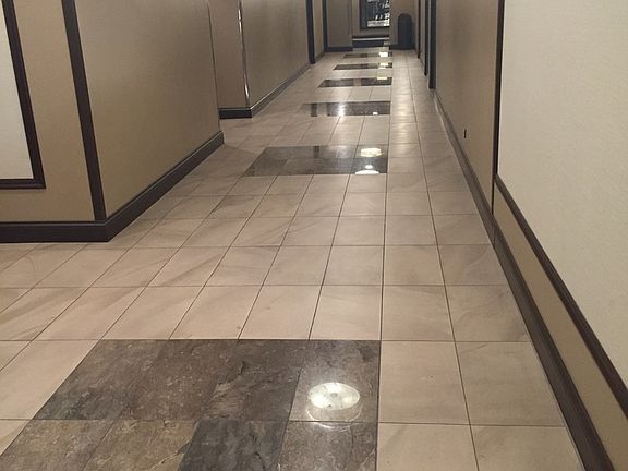 2nd image of 4800 S Lake Park Ave APT 1903