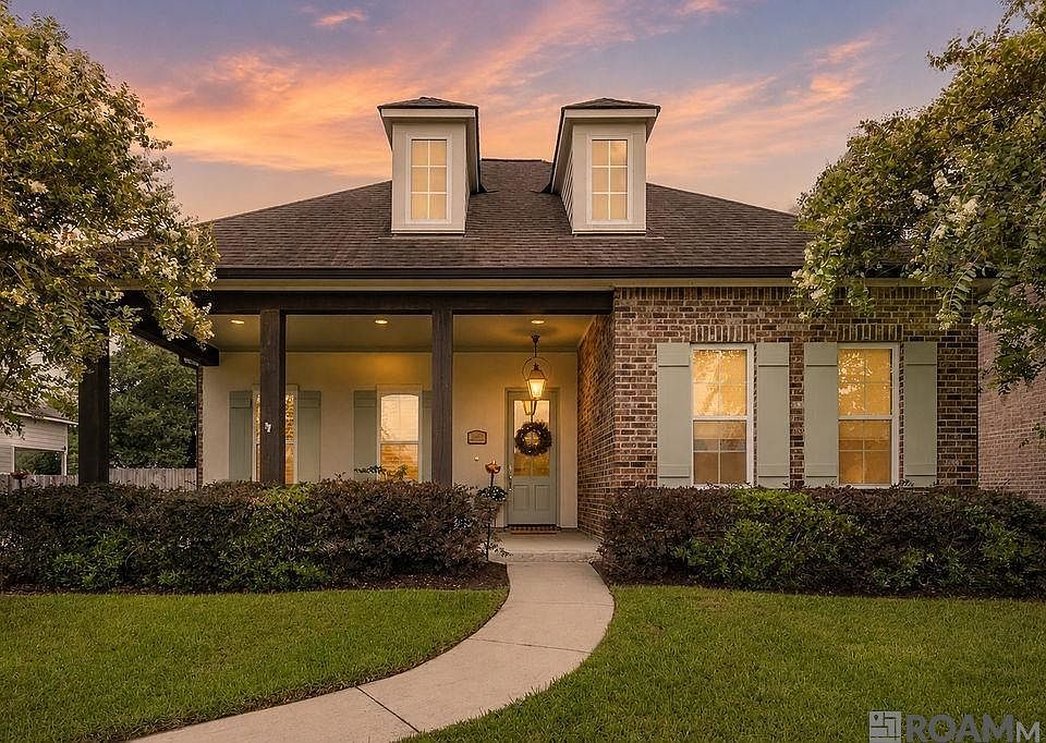 1st image of 15463 Green Trails Blvd