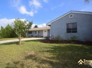 1776 Sutter Ave, Simi Valley, CA 93065