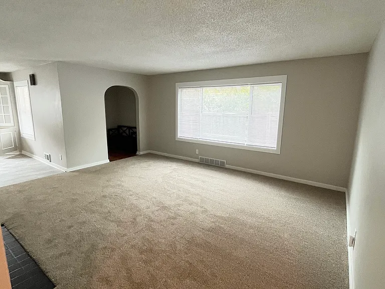 5825 Cleveland Ave — Photo 13