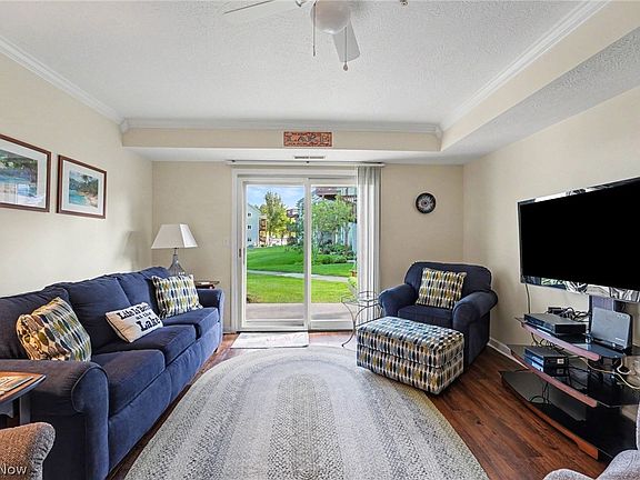5th image of 6035 Lake Rd W APT 416