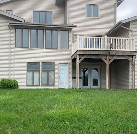 3rd image of 774 Deerwood Dr