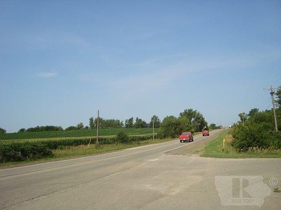 4th image of 0 Iowa Ave E