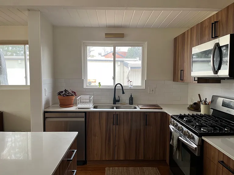 1430 S Clermont St — Photo 13