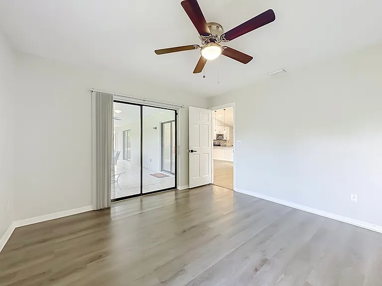 24 Filbert Ln — Photo 10