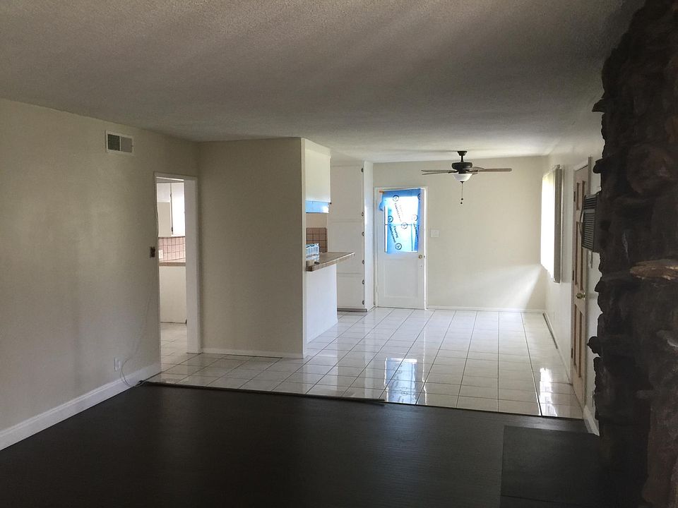 1st image of 215 N Inglewood Ave