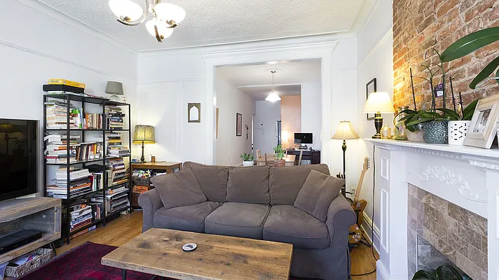 Rented by Garfield Realty  | media 27