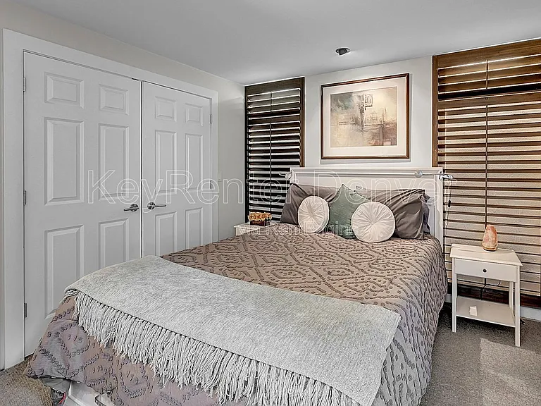 3427 Iris Ct — Photo 18