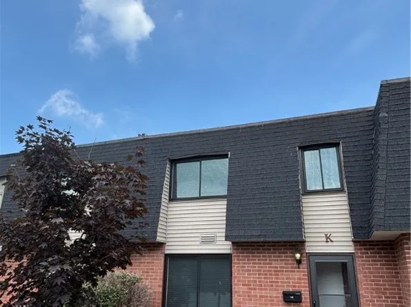 216 Moore Rd APT 1K, Avon Lake, OH 44012