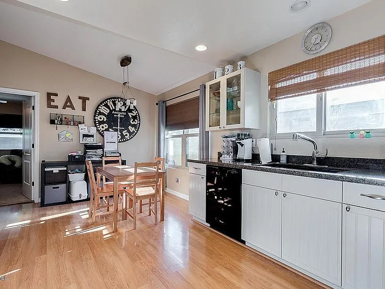 4035 E Camino St — Photo 5
