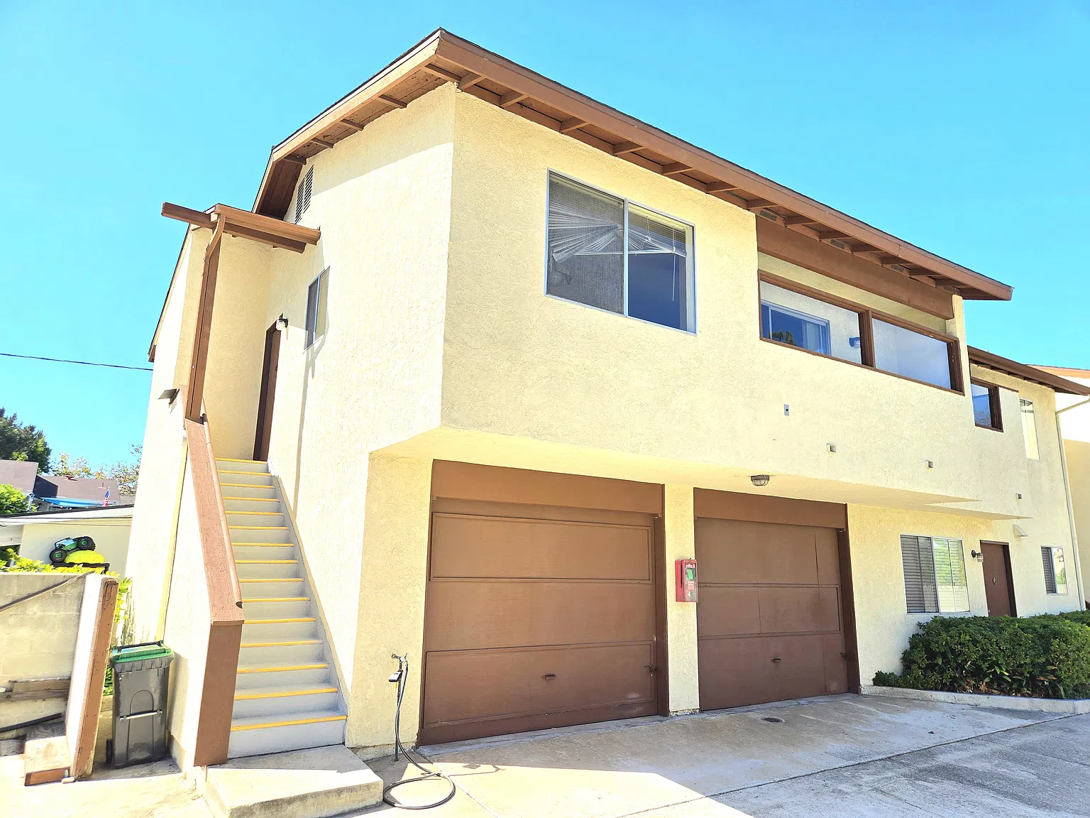 2 bed, 900 sqft, $2,825 — Photo 3