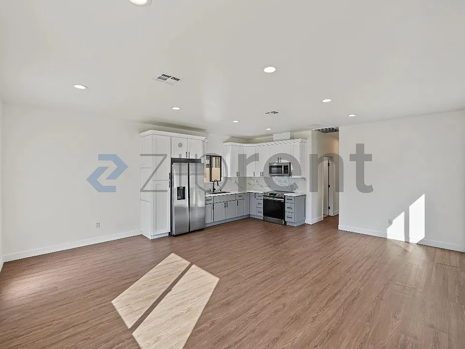 1664 Glen Ave #3