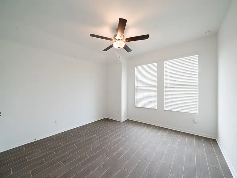 14107 Roller Mls — Photo 6