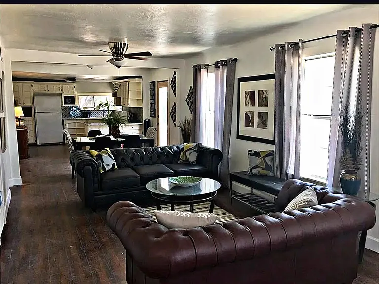 4406 La Luz Ave — Photo 8
