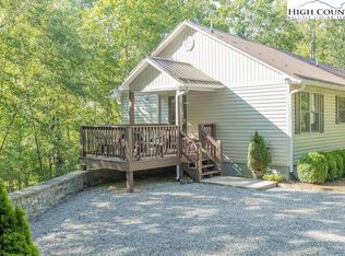 120 Ridge Rd, Newland, NC 28657