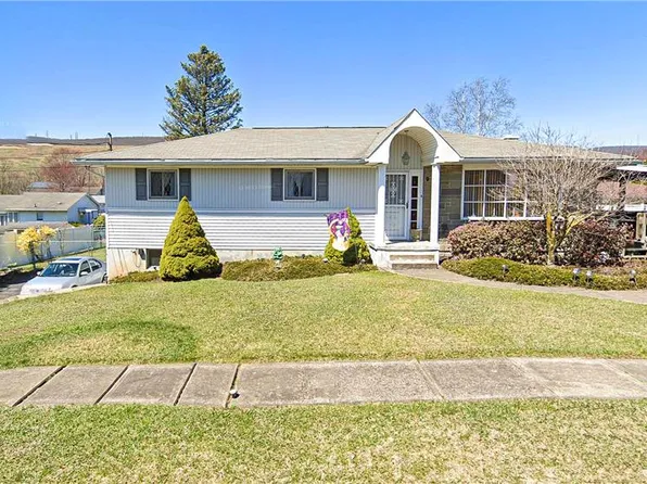 104 Mackie Ln, Taylor, PA 18517
