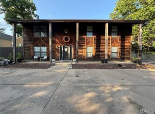 10755 Kennerly Rd, Saint Louis, MO 63128