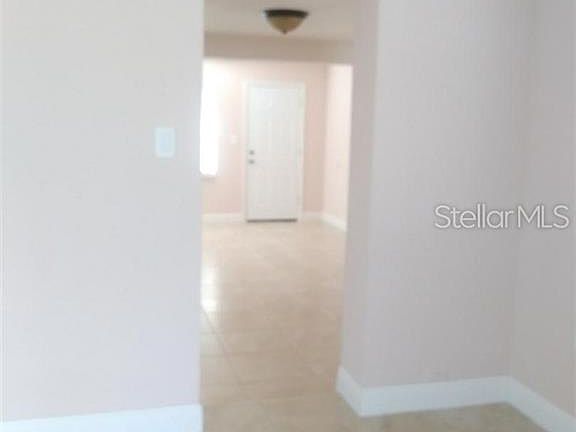 5th image of 1014 W Blann Dr