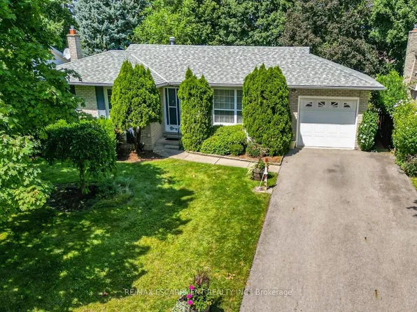 4193 Regent Ct, Beamsville, ON L3J 0N4