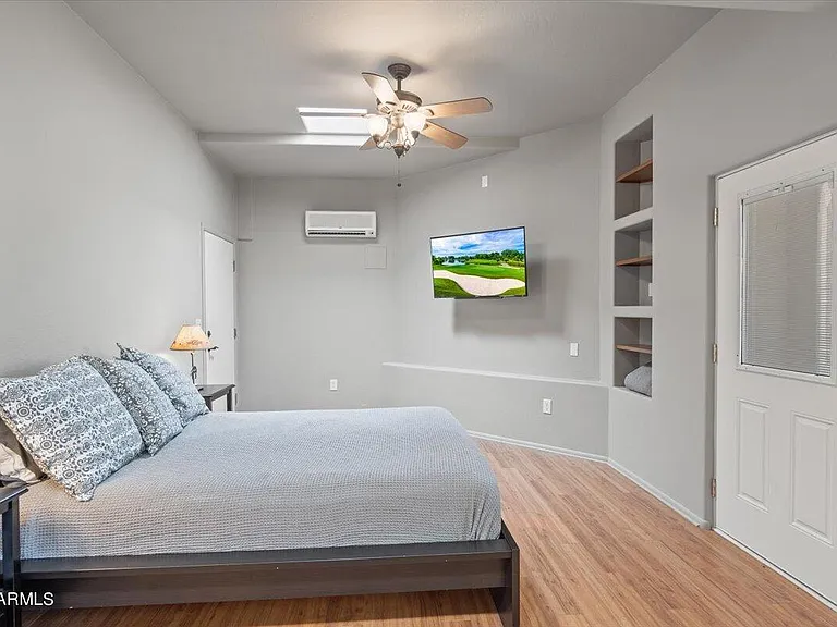 1816 E Eagle Claw Dr — Photo 21