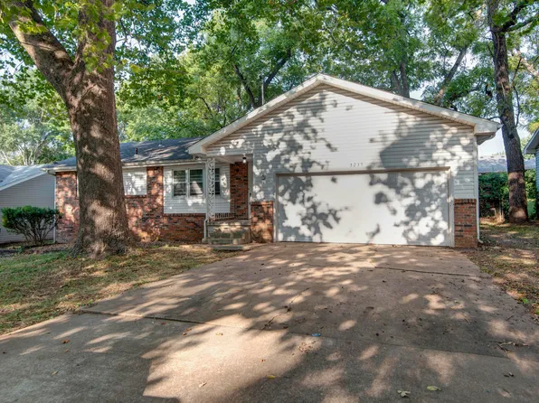 3237 S Ferguson Avenue, Springfield, MO 65807