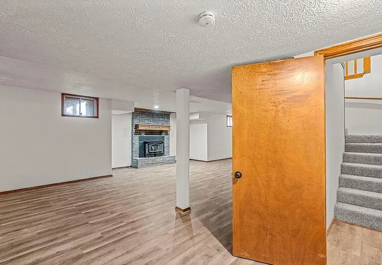 2145 S Todd Ave — Photo 28