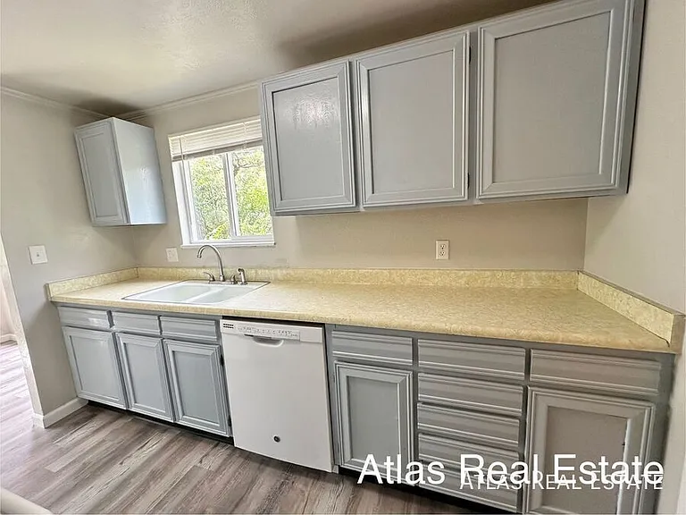 459 El Paso Blvd #A — Photo 5